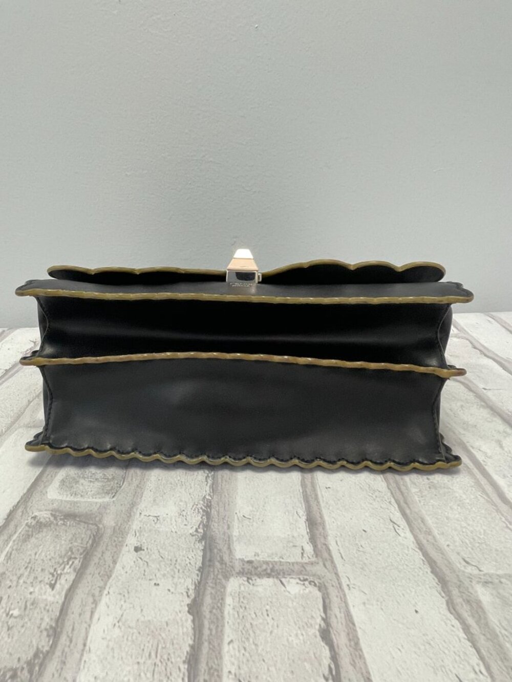 Fendi Kan I Medium Shoulder Bag in Black - Preowned - Picture 6 of 13